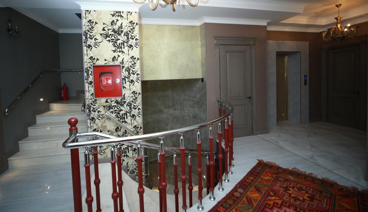 West Inn Hotel & Restaurant Nz Баку Экстерьер фото
