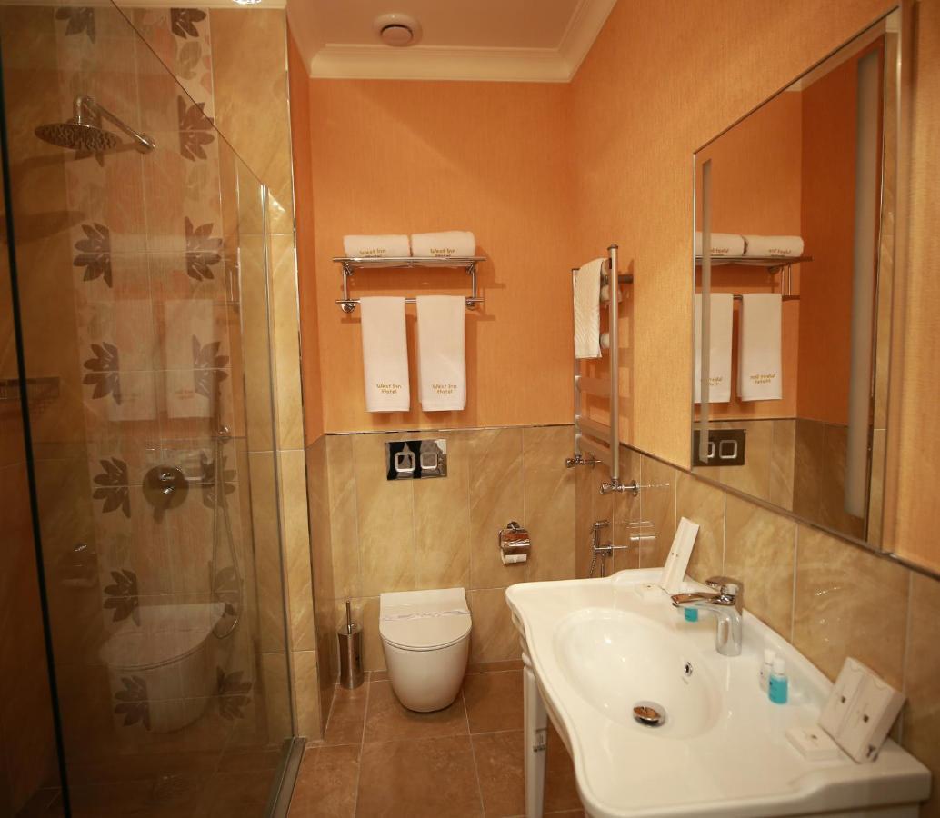 West Inn Hotel & Restaurant Nz Баку Экстерьер фото