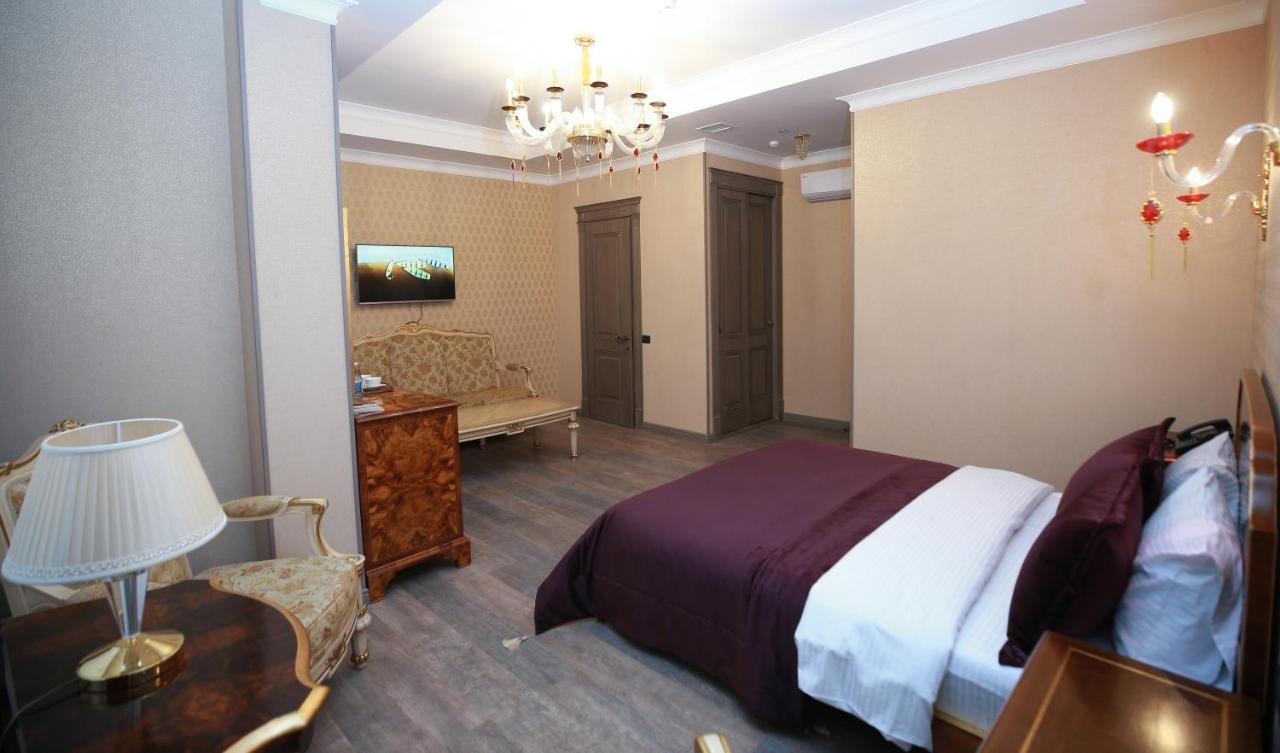 West Inn Hotel & Restaurant Nz Баку Экстерьер фото