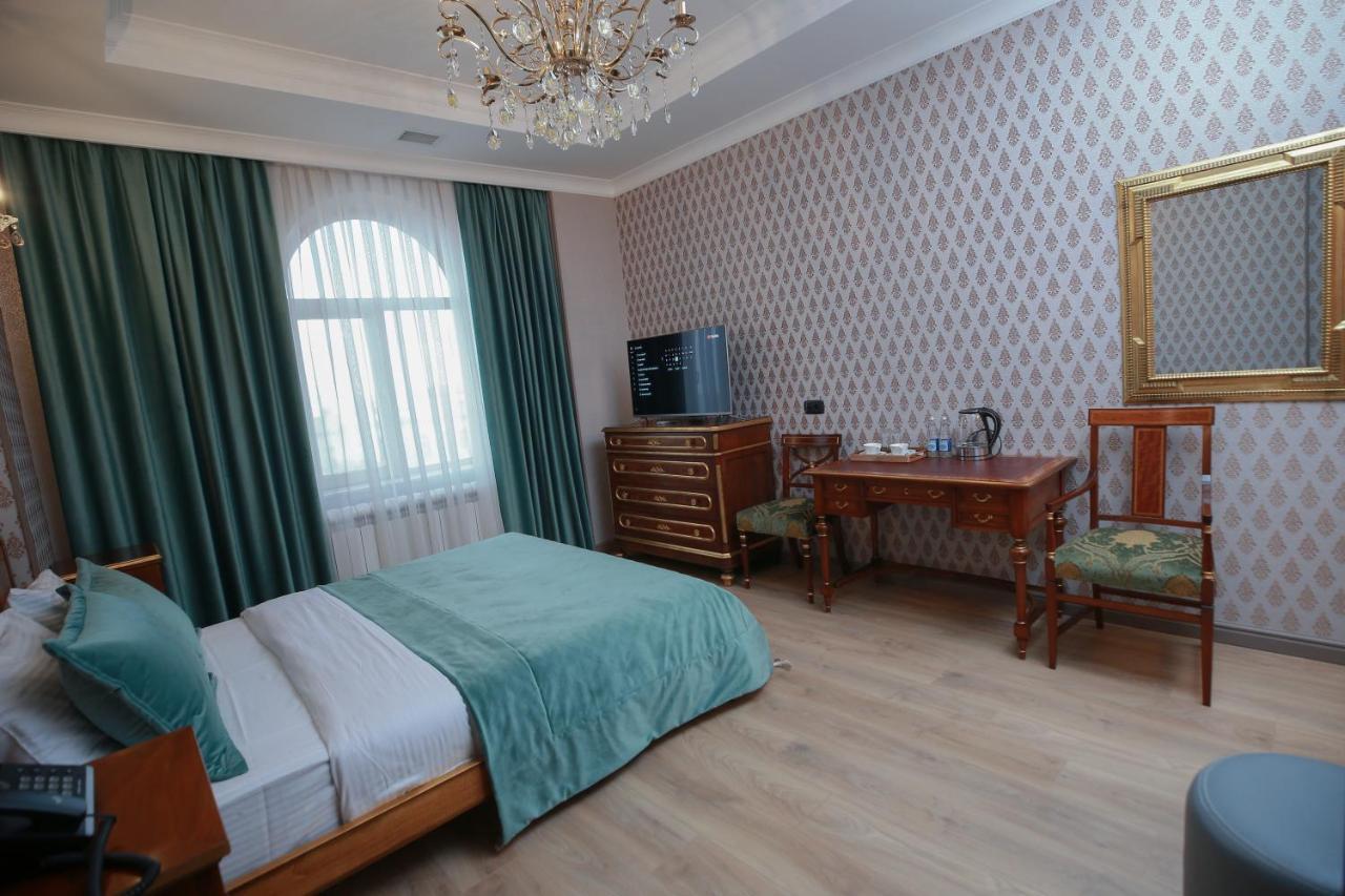 West Inn Hotel & Restaurant Nz Баку Экстерьер фото